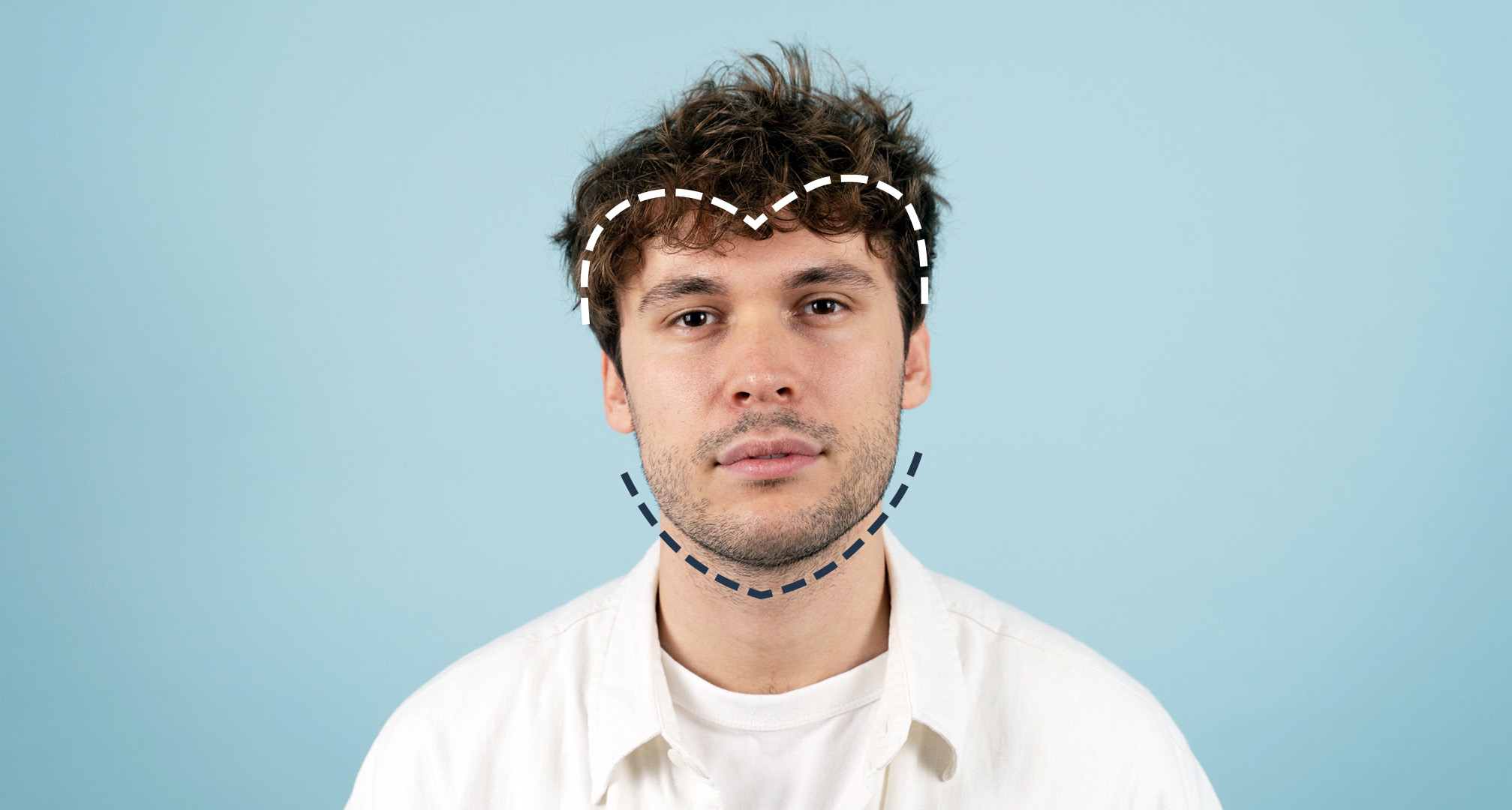 szív alakú arc körvonala kék háttéren