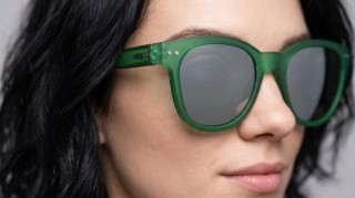 Izipizi Sun #N Green Generált kép